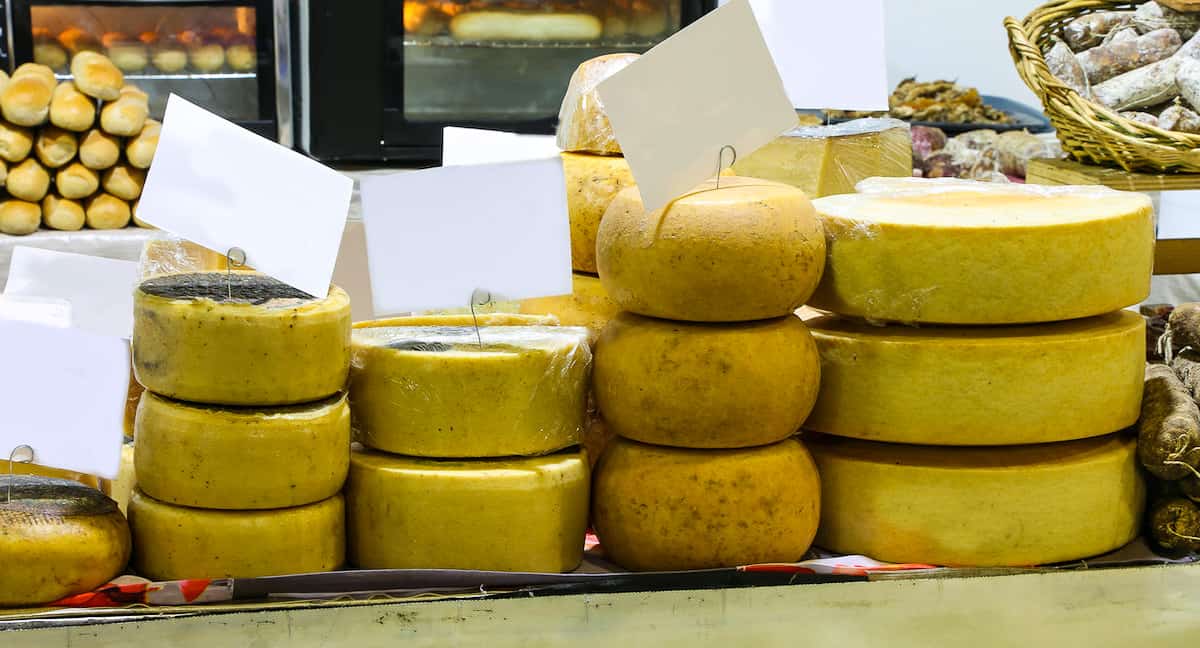 Don't miss to buy Pecorino Romano cheese